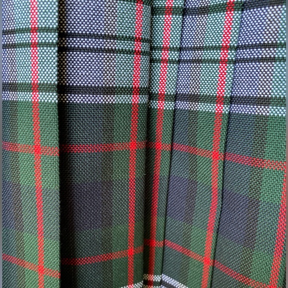 Plaid Catholic School Uniforms Jumper V- front Knife Pleat size 8 Girls - Picture 10 of 10